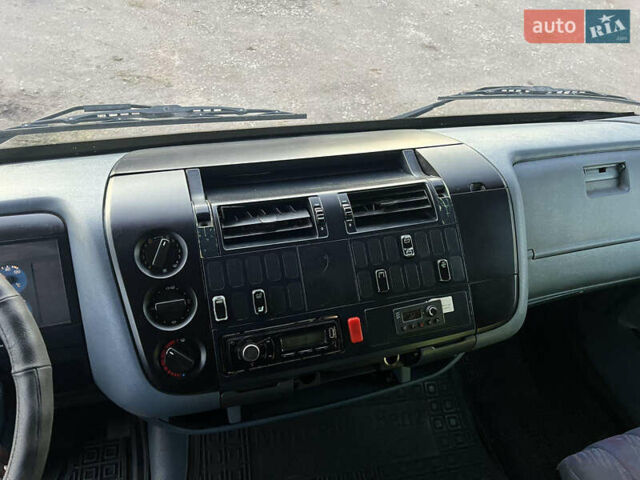 Красный Мерседес Атего, объемом двигателя 4.25 л и пробегом 1 тыс. км за 9500 $, фото 12 на Automoto.ua