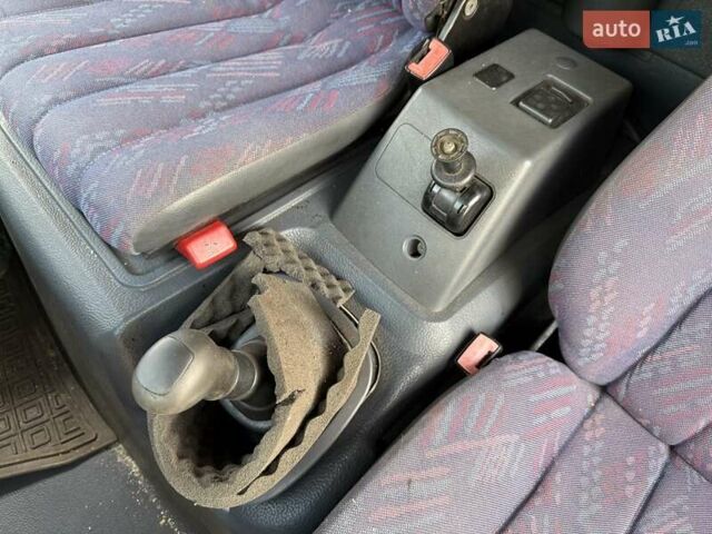 Червоний Мерседес Атего, об'ємом двигуна 4.25 л та пробігом 485 тис. км за 16200 $, фото 19 на Automoto.ua