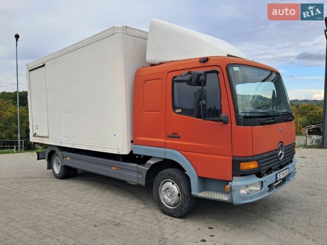 Красный Мерседес Атего, объемом двигателя 4.3 л и пробегом 570 тыс. км за 9700 $, фото 4 на Automoto.ua