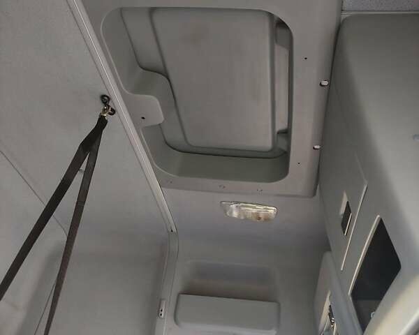Червоний Мерседес Атего, об'ємом двигуна 6.37 л та пробігом 300 тис. км за 30000 $, фото 28 на Automoto.ua