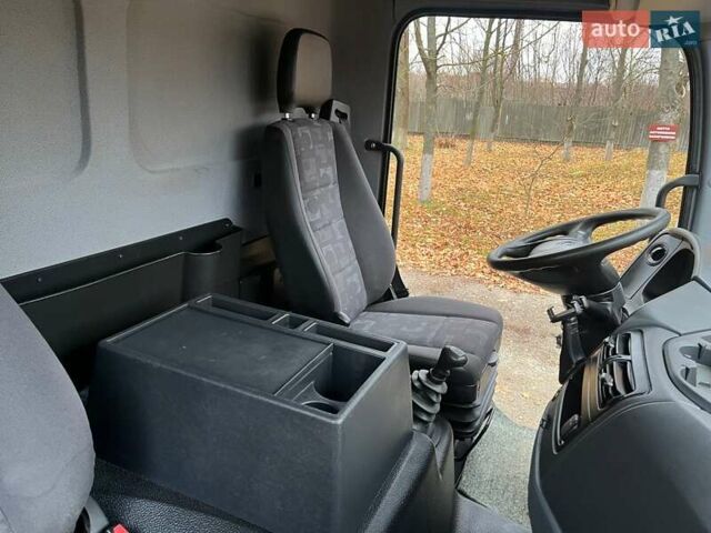 Красный Мерседес Атего, объемом двигателя 4.8 л и пробегом 601 тыс. км за 29500 $, фото 27 на Automoto.ua