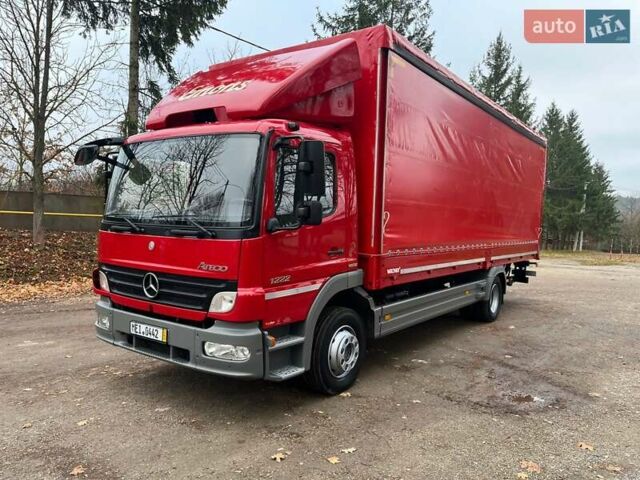 Красный Мерседес Атего, объемом двигателя 4.8 л и пробегом 601 тыс. км за 29500 $, фото 4 на Automoto.ua