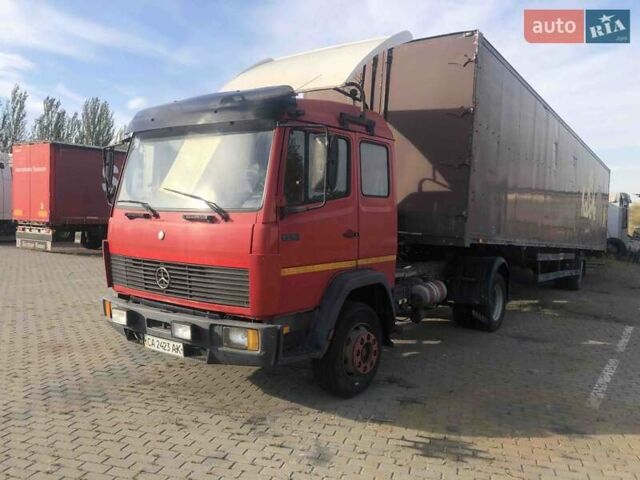 Красный Мерседес Атего, объемом двигателя 6 л и пробегом 750 тыс. км за 11900 $, фото 1 на Automoto.ua