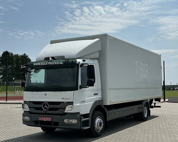 Мерседес Атего, объемом двигателя 4.3 л и пробегом 450 тыс. км за 32500 $, фото 2 на Automoto.ua