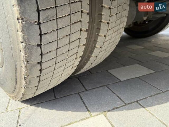 Желтый Мерседес Атего, объемом двигателя 4.3 л и пробегом 319 тыс. км за 28950 $, фото 8 на Automoto.ua