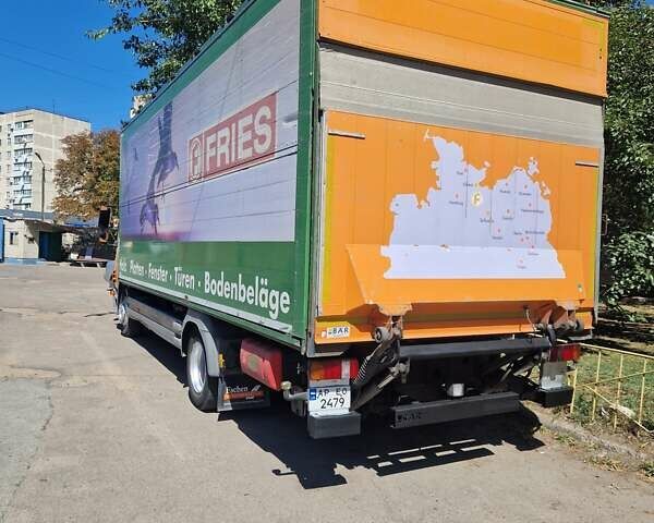 Жовтий Мерседес Атего, об'ємом двигуна 4.8 л та пробігом 686 тис. км за 40000 $, фото 4 на Automoto.ua