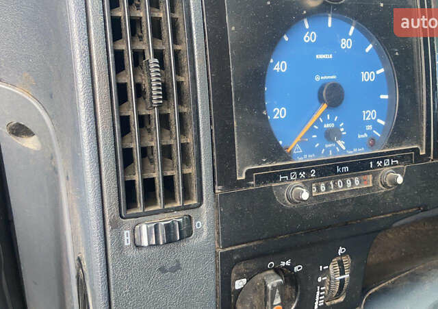 Жовтий Мерседес Атего, об'ємом двигуна 4.25 л та пробігом 561 тис. км за 16800 $, фото 3 на Automoto.ua