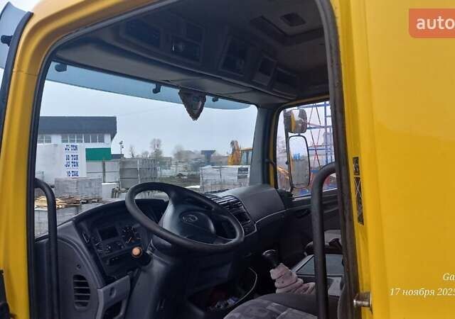 Желтый Мерседес Атего, объемом двигателя 4.25 л и пробегом 349 тыс. км за 23000 $, фото 9 на Automoto.ua