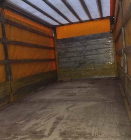 Желтый Мерседес Атего, объемом двигателя 4.25 л и пробегом 349 тыс. км за 23000 $, фото 1 на Automoto.ua