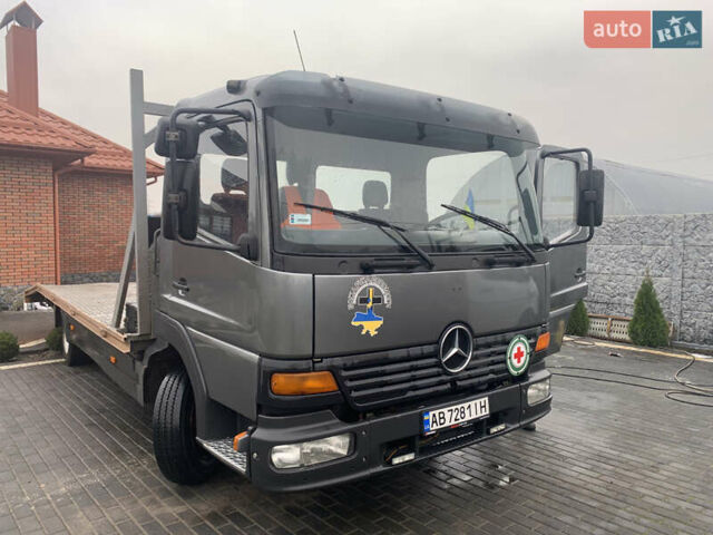Серый Мерседес Атего, объемом двигателя 4.25 л и пробегом 730 тыс. км за 17500 $, фото 2 на Automoto.ua