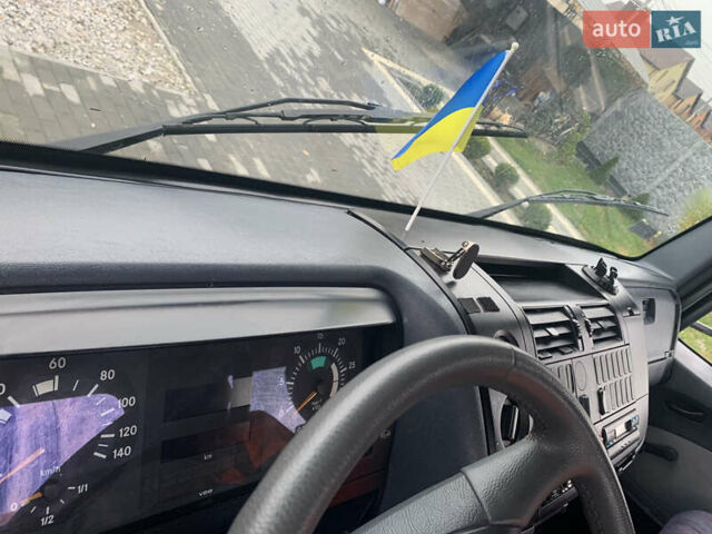 Серый Мерседес Атего, объемом двигателя 4.25 л и пробегом 730 тыс. км за 17500 $, фото 13 на Automoto.ua