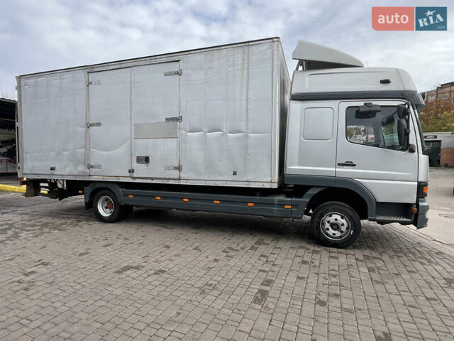 Сірий Мерседес Атего, об'ємом двигуна 6.37 л та пробігом 828 тис. км за 15500 $, фото 2 на Automoto.ua