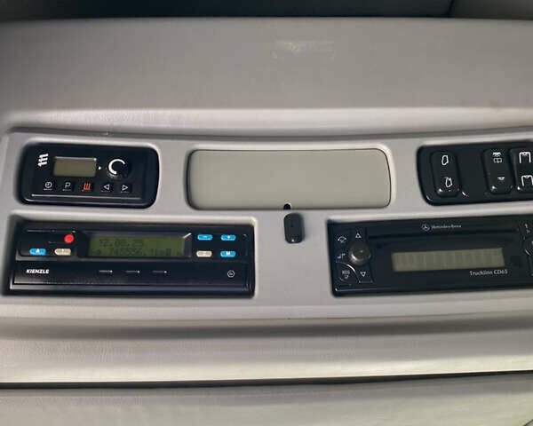 Сірий Мерседес Атего, об'ємом двигуна 4.8 л та пробігом 730 тис. км за 16000 $, фото 28 на Automoto.ua