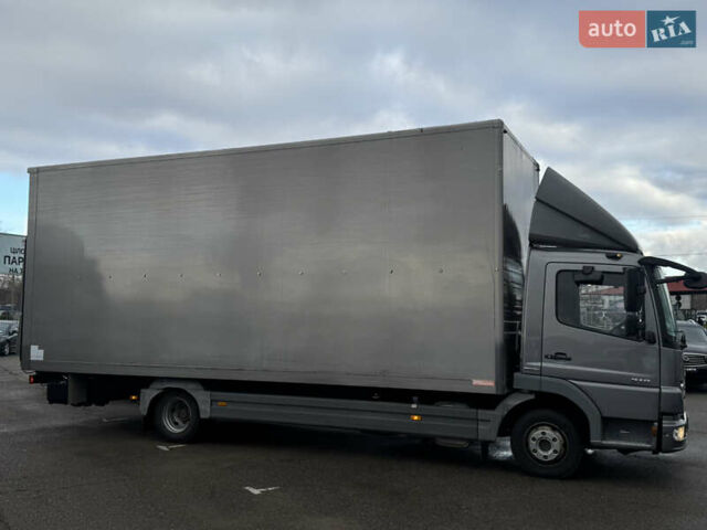 Сірий Мерседес Атего, об'ємом двигуна 4.25 л та пробігом 621 тис. км за 25900 $, фото 2 на Automoto.ua