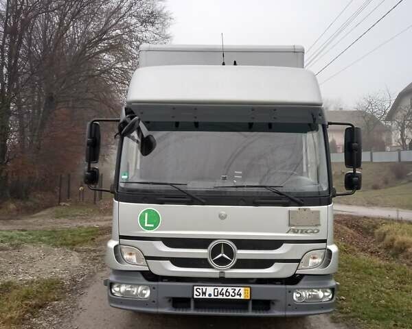 Серый Мерседес Атего, объемом двигателя 4.3 л и пробегом 452 тыс. км за 28900 $, фото 12 на Automoto.ua