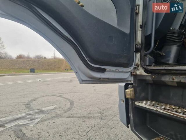 Серый Мерседес Атего, объемом двигателя 6.37 л и пробегом 818 тыс. км за 14500 $, фото 5 на Automoto.ua