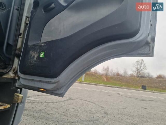 Серый Мерседес Атего, объемом двигателя 6.37 л и пробегом 818 тыс. км за 14500 $, фото 3 на Automoto.ua