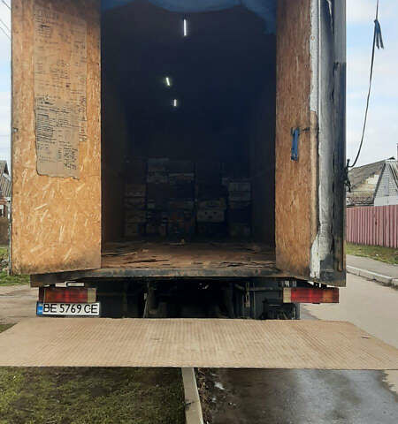 Синий Мерседес Атего, объемом двигателя 6.4 л и пробегом 900 тыс. км за 11999 $, фото 2 на Automoto.ua