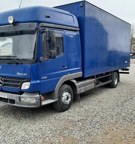 Синий Мерседес Атего, объемом двигателя 4.25 л и пробегом 520 тыс. км за 19000 $, фото 3 на Automoto.ua