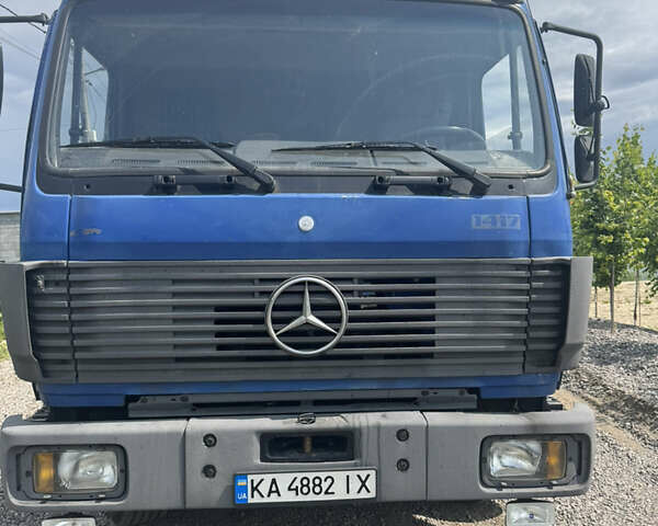 Синий Мерседес Атего, объемом двигателя 5.96 л и пробегом 111 тыс. км за 17000 $, фото 1 на Automoto.ua