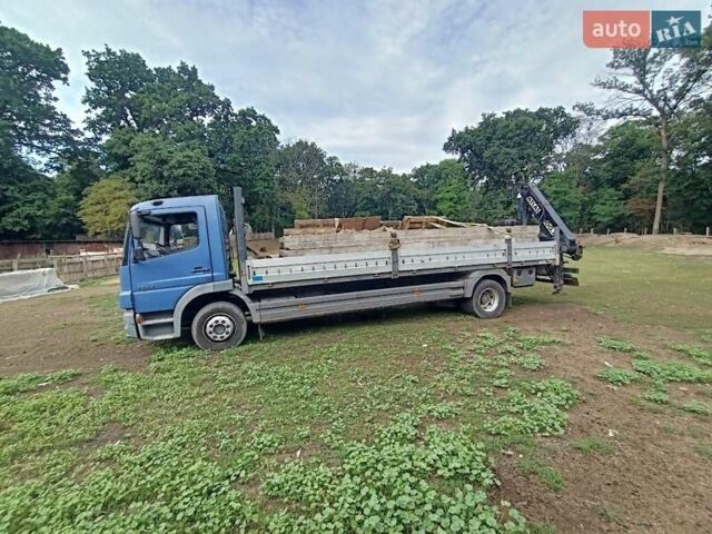 Синий Мерседес Атего, объемом двигателя 4.8 л и пробегом 663 тыс. км за 30000 $, фото 2 на Automoto.ua