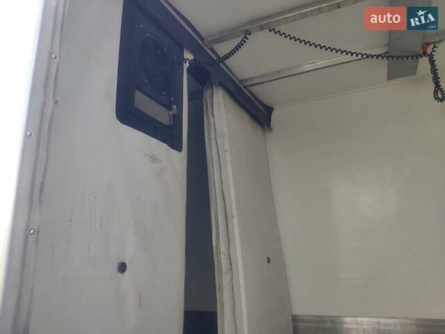 Синій Мерседес Атего, об'ємом двигуна 4.3 л та пробігом 328 тис. км за 30900 $, фото 22 на Automoto.ua