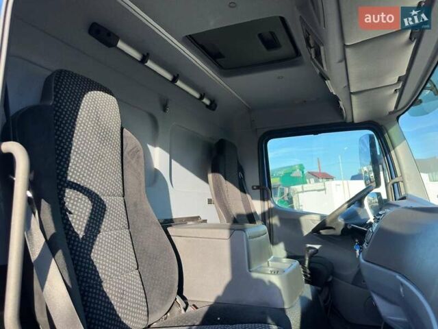 Синий Мерседес Атего, объемом двигателя 4.8 л и пробегом 480 тыс. км за 33900 $, фото 17 на Automoto.ua