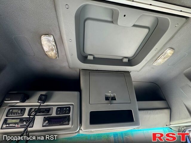 Синий Мерседес Атего, объемом двигателя 4.8 л и пробегом 800 тыс. км за 20000 $, фото 4 на Automoto.ua