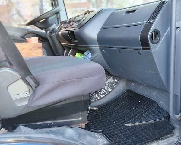 Синій Мерседес Атего, об'ємом двигуна 4.25 л та пробігом 624 тис. км за 12000 $, фото 19 на Automoto.ua