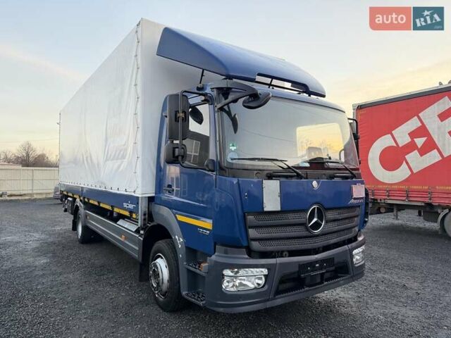 Синий Мерседес Атего, объемом двигателя 5.2 л и пробегом 198 тыс. км за 45900 $, фото 1 на Automoto.ua