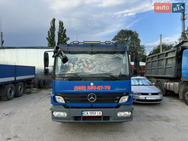 Синий Мерседес Атего, объемом двигателя 4.75 л и пробегом 750 тыс. км за 45000 $, фото 3 на Automoto.ua