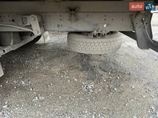 Зеленый Мерседес Атего, объемом двигателя 4.25 л и пробегом 300 тыс. км за 8000 $, фото 8 на Automoto.ua