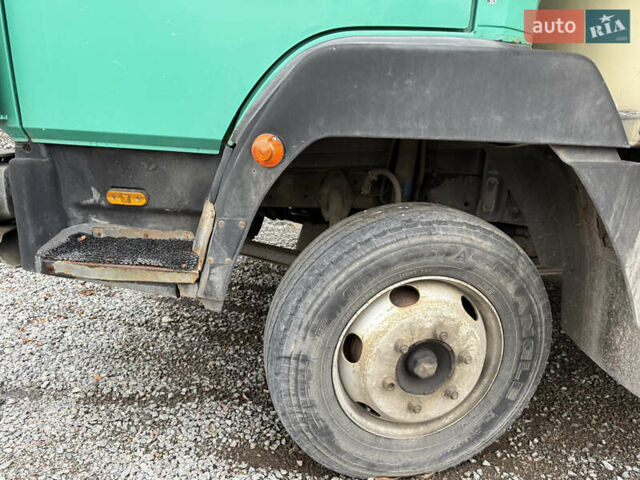 Зеленый Мерседес Атего, объемом двигателя 4.25 л и пробегом 300 тыс. км за 8000 $, фото 6 на Automoto.ua