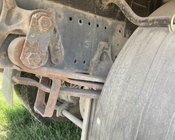 Зеленый Мерседес Атего, объемом двигателя 6.37 л и пробегом 545 тыс. км за 25999 $, фото 4 на Automoto.ua