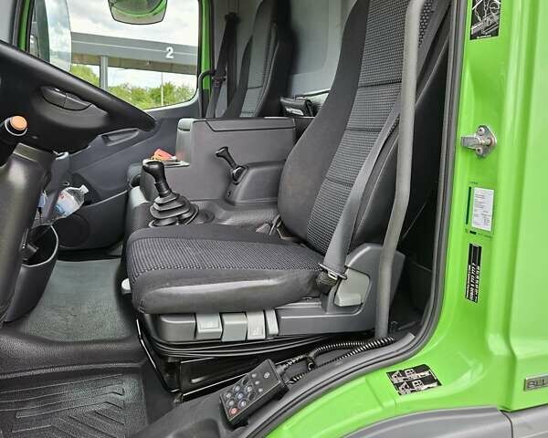 Зелений Мерседес Атего, об'ємом двигуна 4.25 л та пробігом 560 тис. км за 36000 $, фото 19 на Automoto.ua