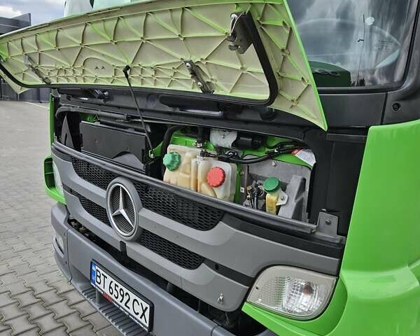 Зелений Мерседес Атего, об'ємом двигуна 4.25 л та пробігом 560 тис. км за 36000 $, фото 16 на Automoto.ua