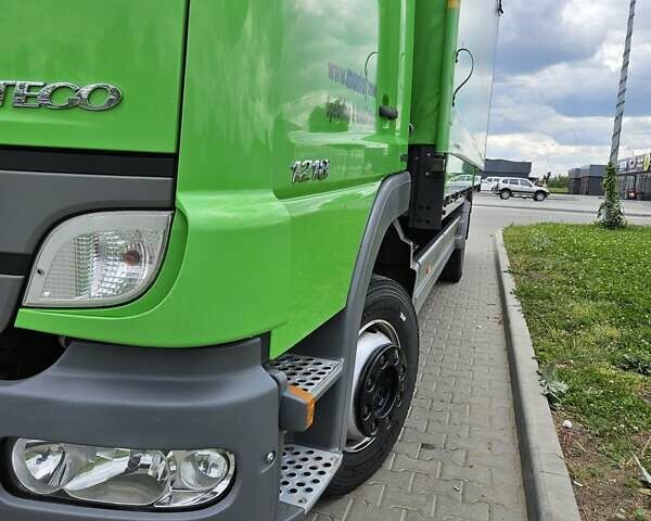 Зеленый Мерседес Атего, объемом двигателя 4.25 л и пробегом 560 тыс. км за 36000 $, фото 2 на Automoto.ua