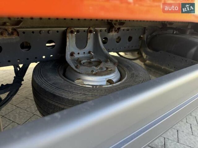 Мерседес Атего 2016 у Радивилове на Automoto.ua Помаранчевий Мерседес Атего, об'ємом двигуна 5.2 л та пробігом 365 тис. км за 35500 $, фото 22 на Automoto.ua