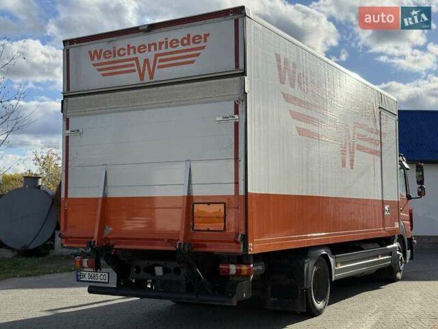 Мерседес Атего 2016 у Радивилове на Automoto.ua Помаранчевий Мерседес Атего, об'ємом двигуна 5.2 л та пробігом 365 тис. км за 35500 $, фото 12 на Automoto.ua