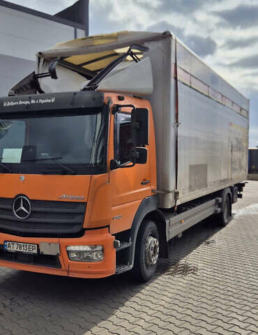 Оранжевый Мерседес Атего, объемом двигателя 7.7 л и пробегом 990 тыс. км за 29000 $, фото 1 на Automoto.ua