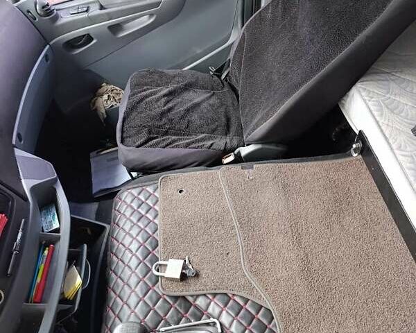 Білий Мерседес Аксор, об'ємом двигуна 6.37 л та пробігом 627 тис. км за 35000 $, фото 3 на Automoto.ua