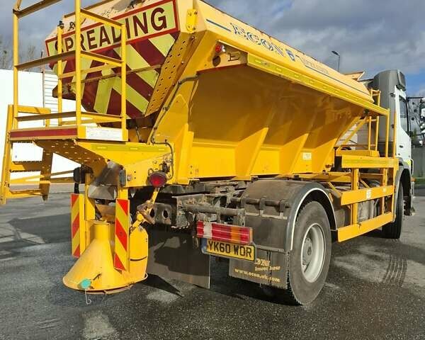 Білий Мерседес Аксор, об'ємом двигуна 0 л та пробігом 68 тис. км за 29970 $, фото 7 на Automoto.ua