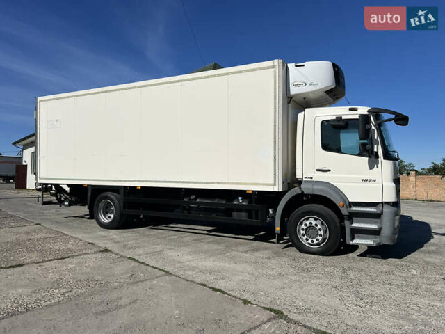 Білий Мерседес Аксор, об'ємом двигуна 0 л та пробігом 311 тис. км за 35900 $, фото 7 на Automoto.ua