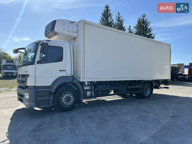 Білий Мерседес Аксор, об'ємом двигуна 0 л та пробігом 311 тис. км за 35900 $, фото 1 на Automoto.ua