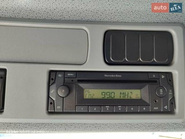 Белый Мерседес Аксор, объемом двигателя 6.4 л и пробегом 390 тыс. км за 46500 $, фото 49 на Automoto.ua