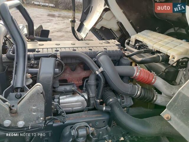 Белый Мерседес Аксор, объемом двигателя 6.4 л и пробегом 390 тыс. км за 45900 $, фото 32 на Automoto.ua