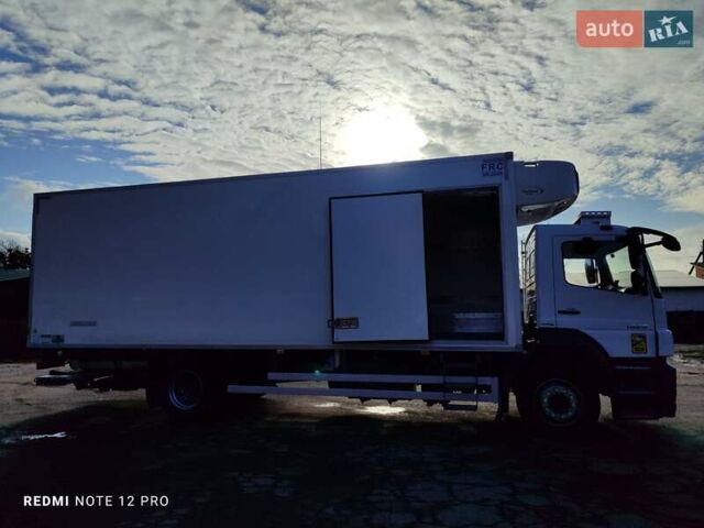 Белый Мерседес Аксор, объемом двигателя 6.4 л и пробегом 390 тыс. км за 45900 $, фото 13 на Automoto.ua