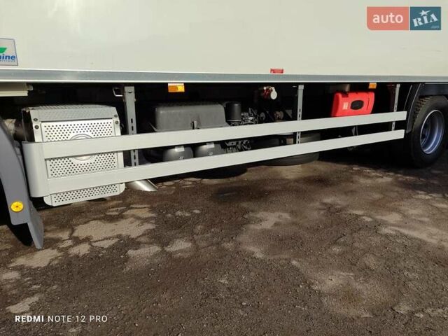 Белый Мерседес Аксор, объемом двигателя 6.4 л и пробегом 390 тыс. км за 45900 $, фото 23 на Automoto.ua