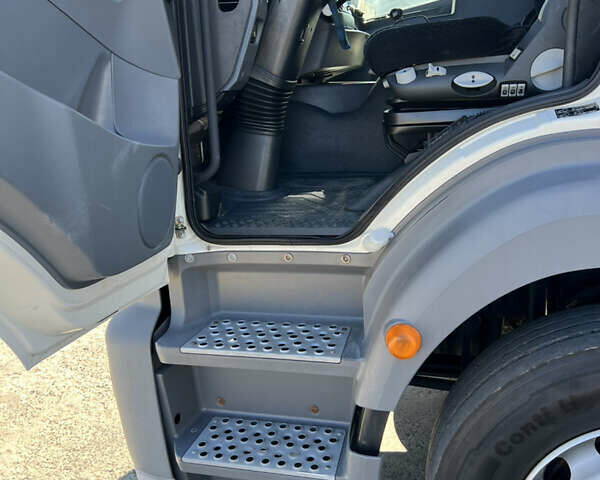 Білий Мерседес Аксор, об'ємом двигуна 0 л та пробігом 311 тис. км за 35900 $, фото 26 на Automoto.ua