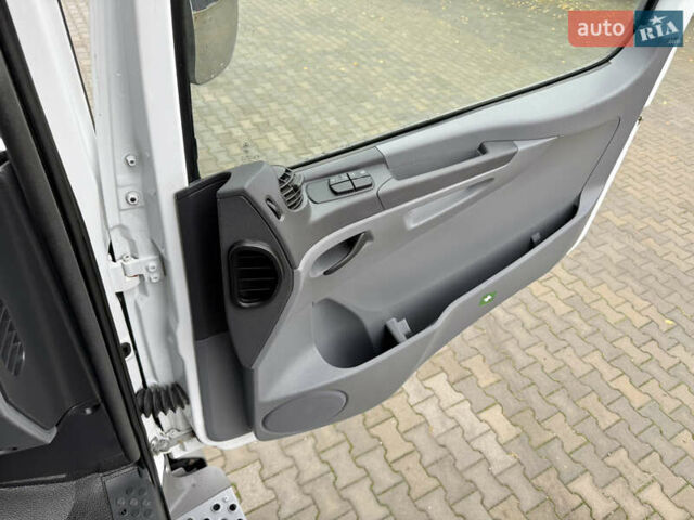 Мерседес Аксор 2014 у Харкові на Automoto.ua Білий Мерседес Аксор, об'ємом двигуна 6.4 л та пробігом 427 тис. км за 49500 $, фото 59 на Automoto.ua